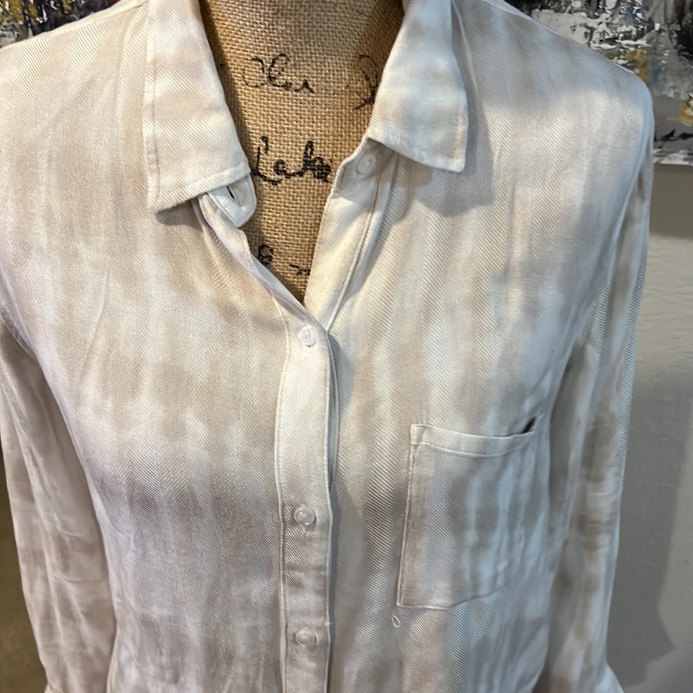Never Worn Rails Button Down Blouse. Size S. Hunt… - image 2